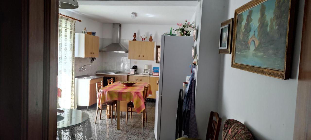 Casa Lola Villa Монтефрио Екстериор снимка